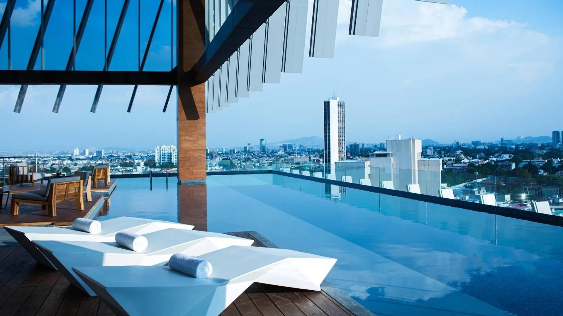 Ac Hotel By Marriott Guadalajara Mexico