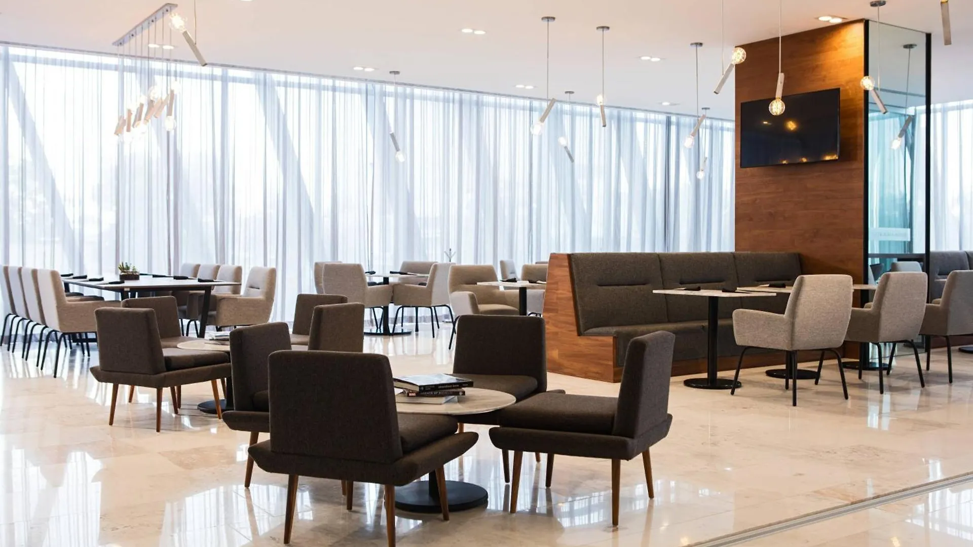 Ac Hotel By Marriott Guadalajara Mexico