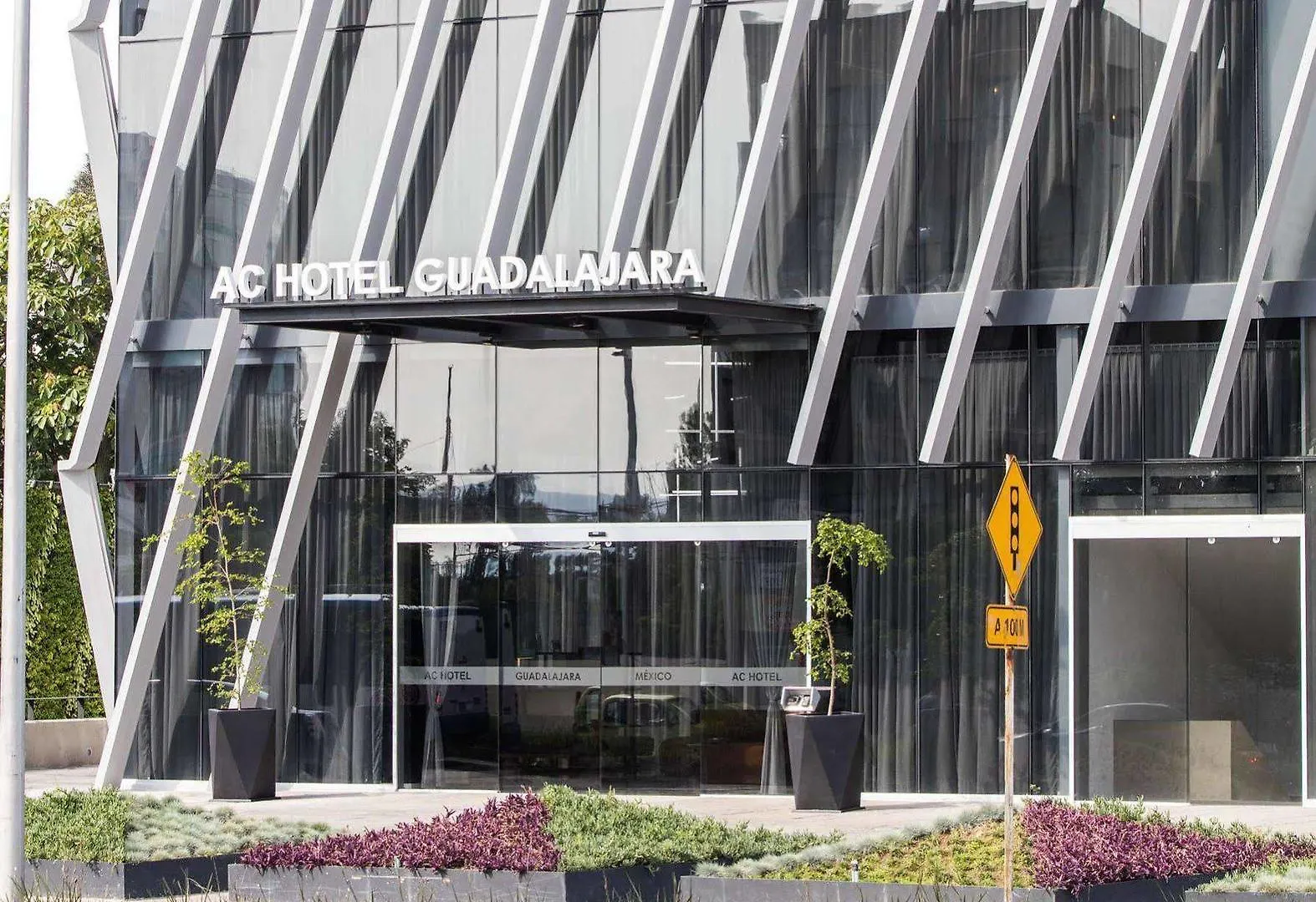 Ac Hotel By Marriott Guadalajara Mexico